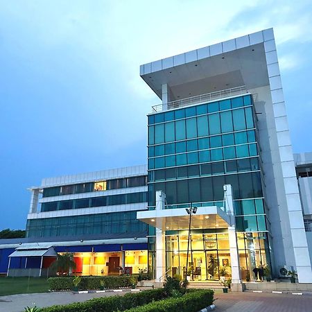 Hotel Amer Green'S Бхопал Экстерьер фото